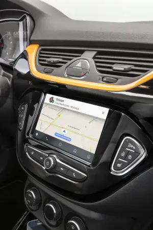 Opel Corsa - connettivita e intrattenimento - 2