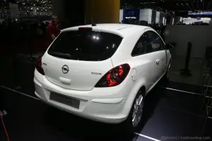 Opel Corsa Ginevra 2011