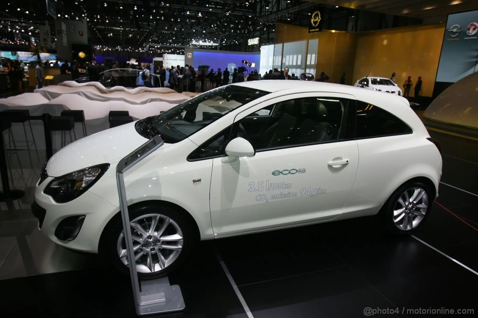 Opel Corsa Ginevra 2011 - 3
