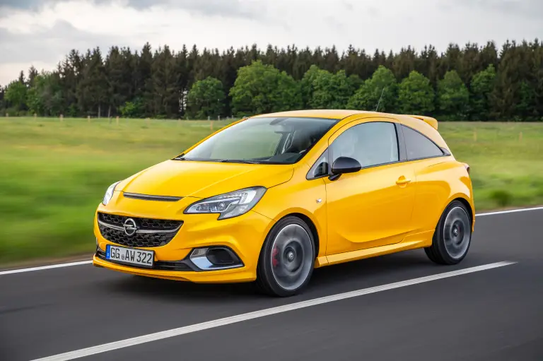 Opel Corsa GSi - 4