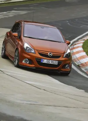 Opel Corsa OPC Nurburgring Edition - 3