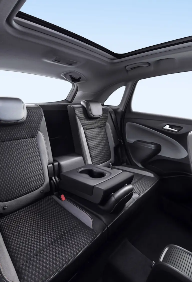 Opel Crossland X - accessori - 2