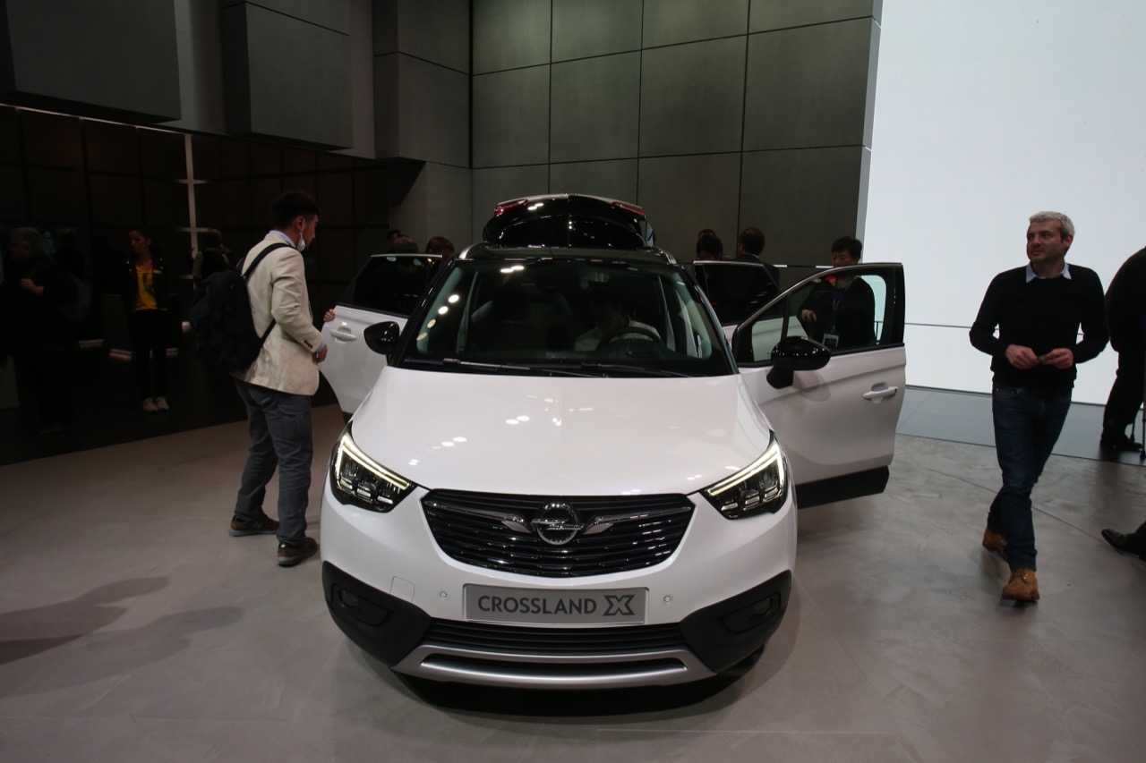 Opel Crossland X - Salone di Ginevra 2017
