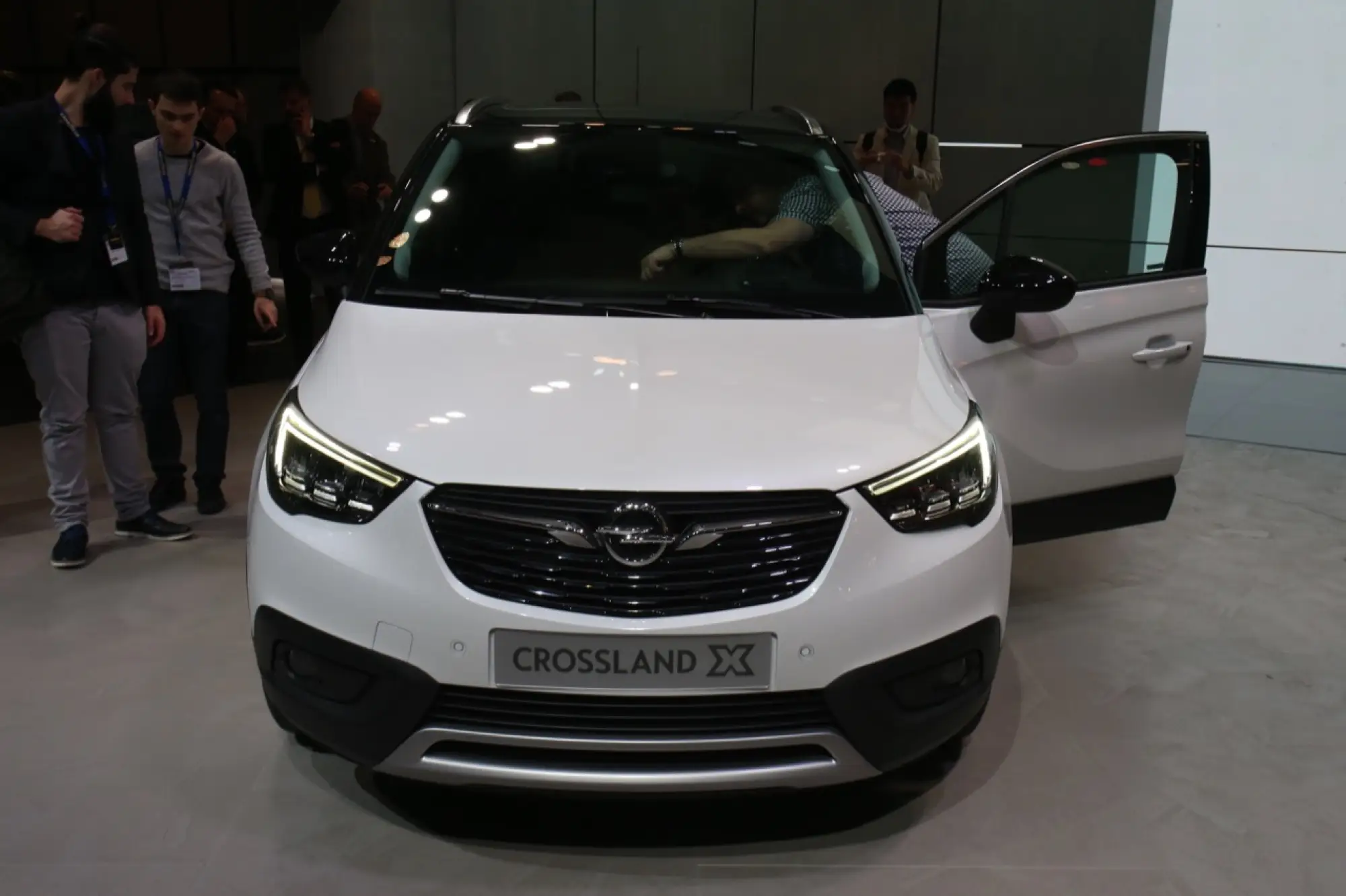 Opel Crossland X - Salone di Ginevra 2017 - 4