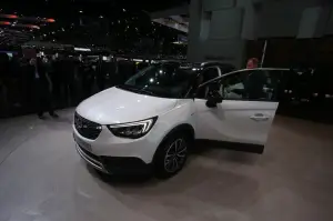 Opel Crossland X - Salone di Ginevra 2017