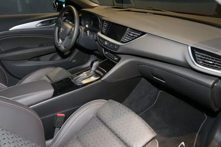 Opel Exclusive Personalization - Salone di Francoforte 2017 - 4