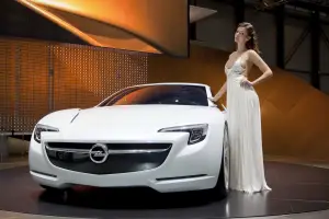 Opel Flextreme GT-E Concept - 11