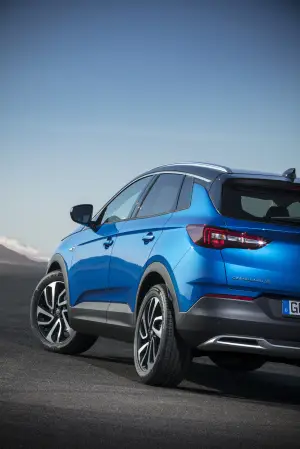 Opel Grandland X anteprima - 8