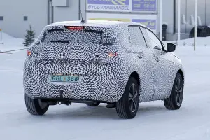 Opel Grandland X - Foto spia 25-01-2017