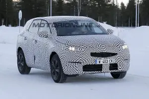 Opel Grandland X - Foto spia 25-01-2017