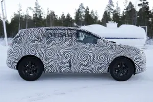 Opel Grandland X - Foto spia 25-01-2017