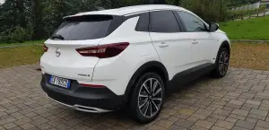 Opel Grandland X Hybrid 4 - Com'e' e come va