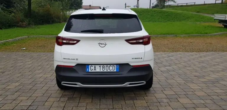 Opel Grandland X Hybrid 4 - Com'e' e come va - 8