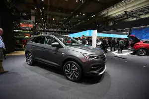 Opel GrandLand X - Salone di Francoforte 2017