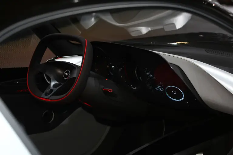 Opel GT Concept - Salone di Ginevra 2016 - 12