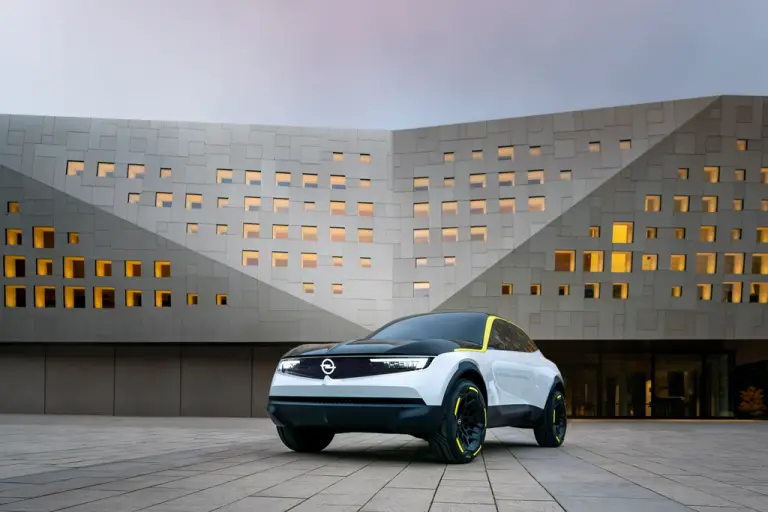Opel GT X Experimental - 3