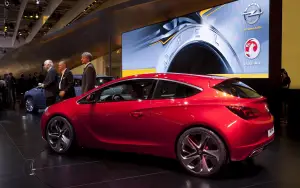 Opel GTC Paris Concept al Salone di Parigi 2010 - 6