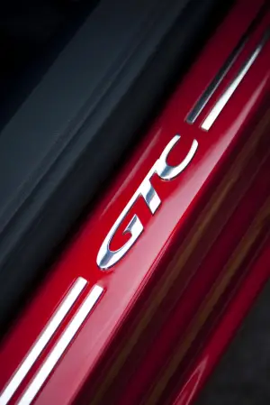 Opel GTC Paris Concept al Salone di Parigi 2010 - 7