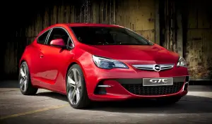 Opel GTC Paris Concept al Salone di Parigi 2010 - 17