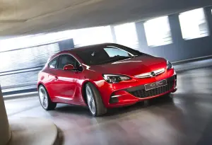 Opel GTC Paris Concept al Salone di Parigi 2010 - 36