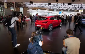 Opel GTC Paris Concept al Salone di Parigi 2010 - 43