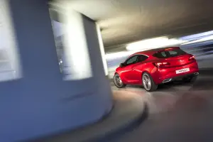 Opel GTC Paris Concept - 10