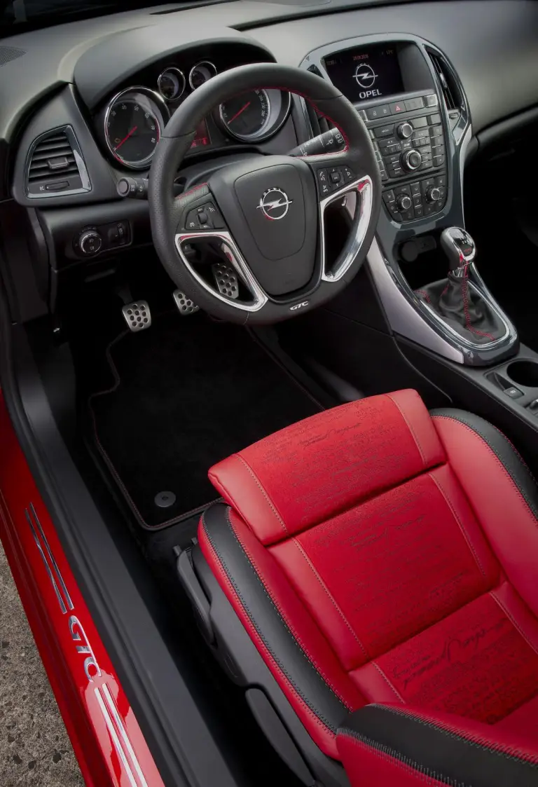 Opel GTC Paris Concept - 17