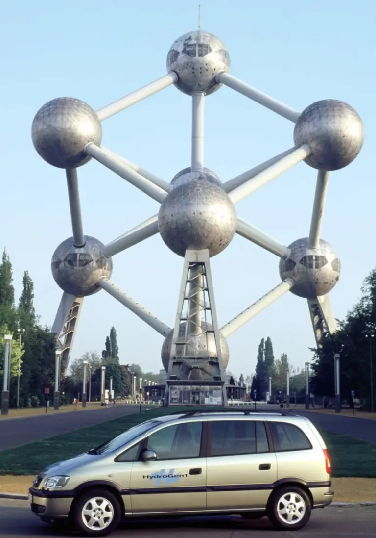 Opel HydroGen1 - prototipo - 3