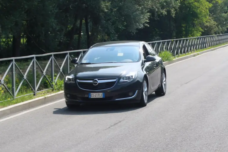Opel Insignia MY2014: prova su strada - 7