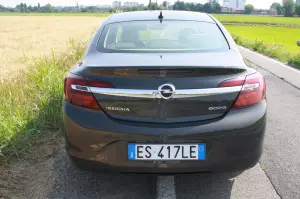 Opel Insignia MY2014: prova su strada