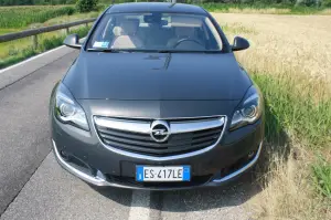 Opel Insignia MY2014: prova su strada