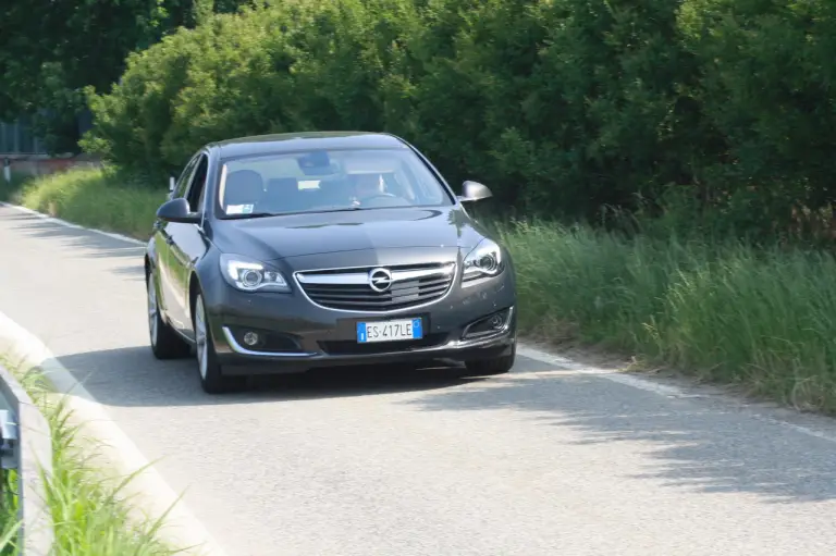 Opel Insignia MY2014: prova su strada - 28