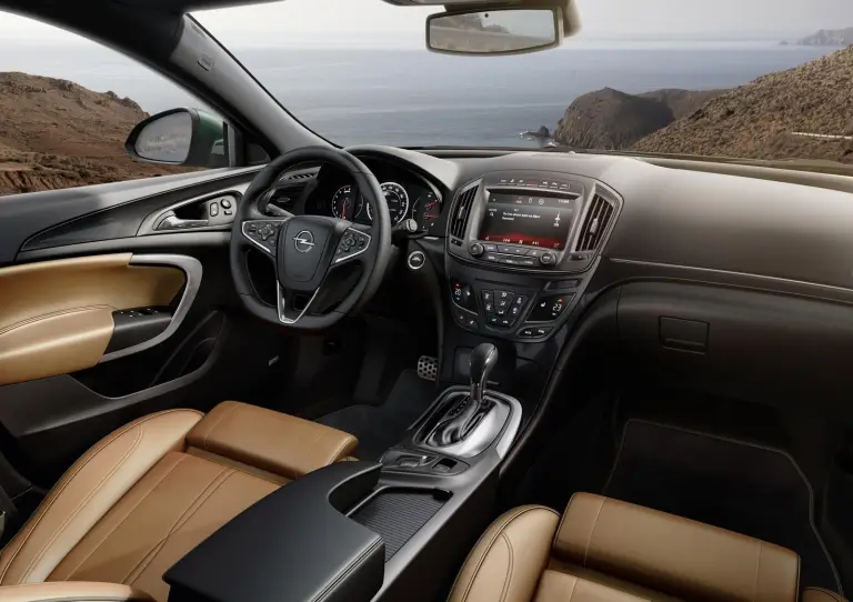 Opel Insignia 2014 - 11