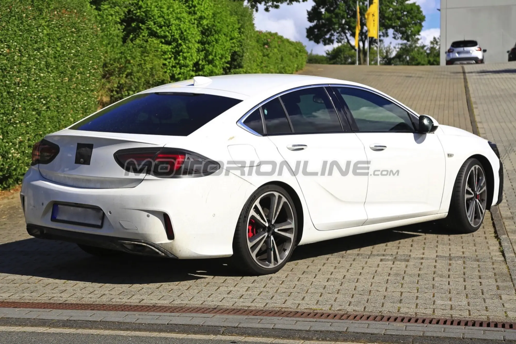 Opel Insignia 2020 - foto spia 04-07-2019 - 5