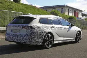 Opel Insignia 2020 - foto spia 04-07-2019