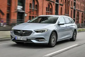 Opel Insignia - All-Wheel Drive Car of the Year 2019