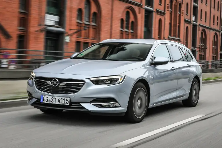 Opel Insignia - All-Wheel Drive Car of the Year 2019 - 7