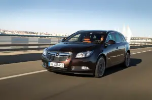 Opel Insignia BiTurbo - 1