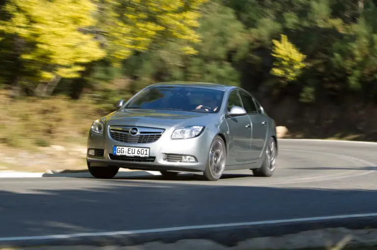 Opel Insignia BiTurbo - 17