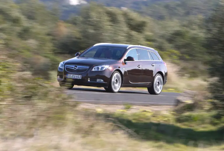 Opel Insignia BiTurbo - 19