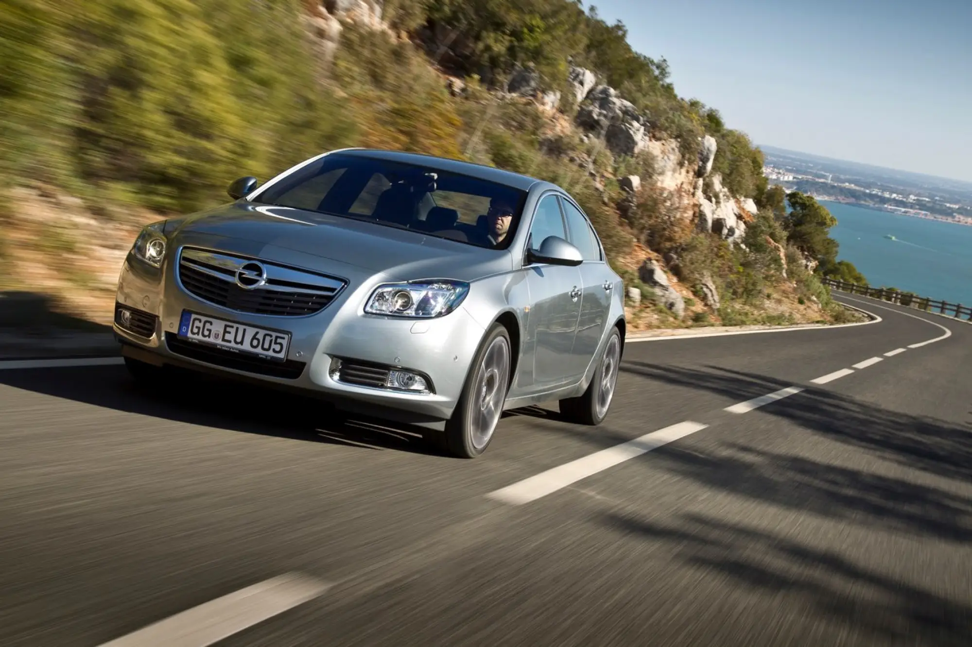 Opel Insignia BiTurbo - 23