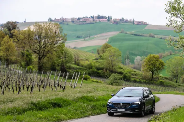 Opel Insignia Country Tourer 2019 - 21