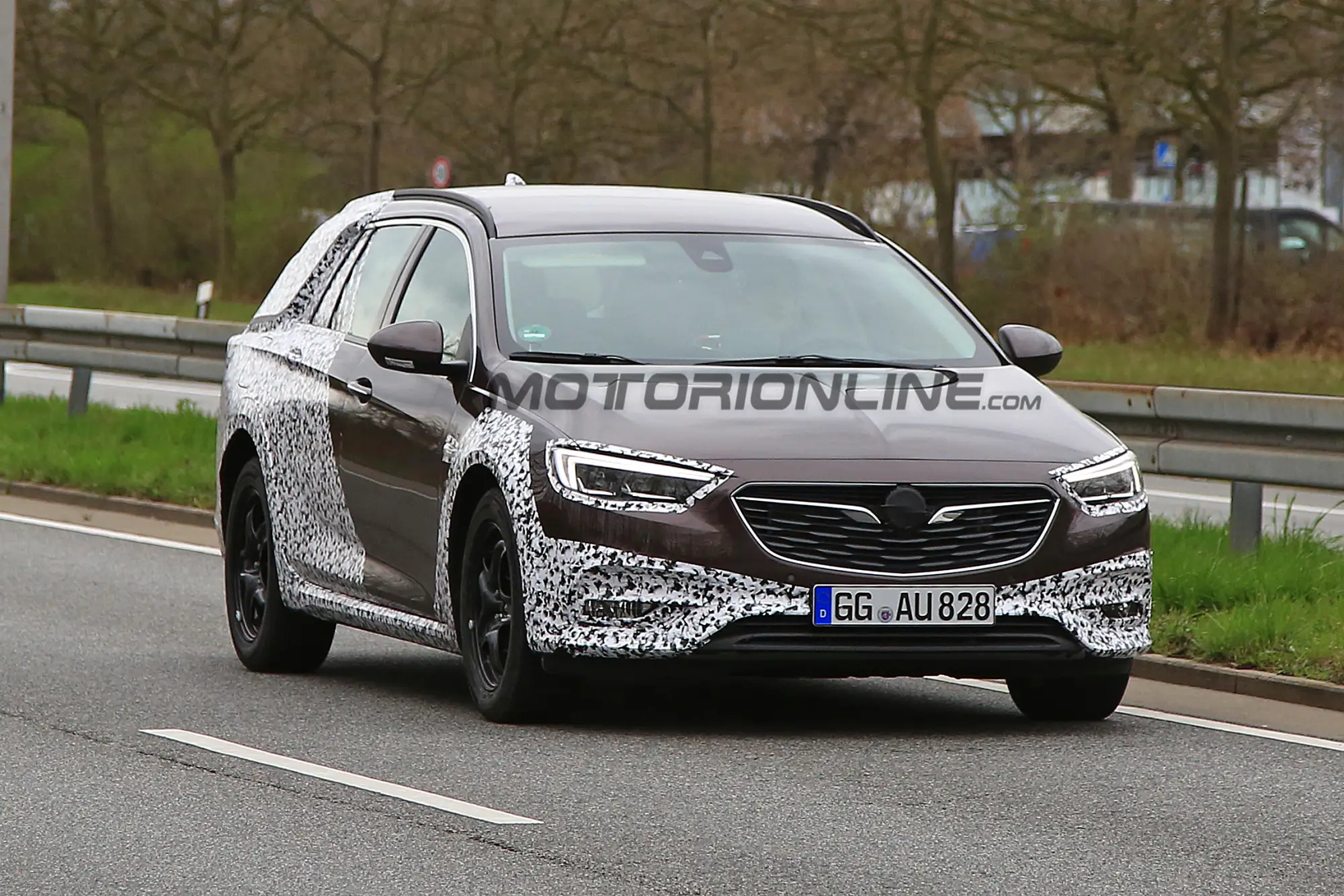 Opel Insignia Country Tourer - Foto spia 27-03-2017 - 1