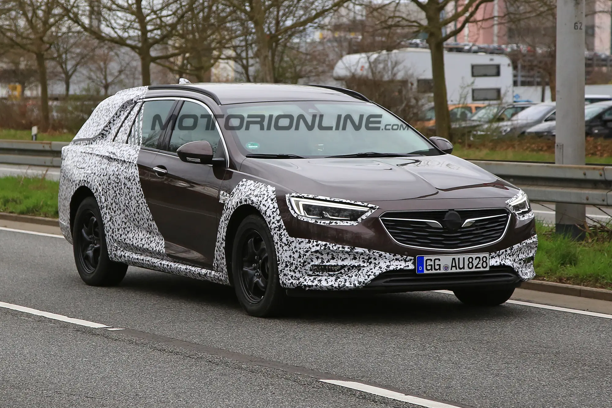 Opel Insignia Country Tourer - Foto spia 27-03-2017 - 2