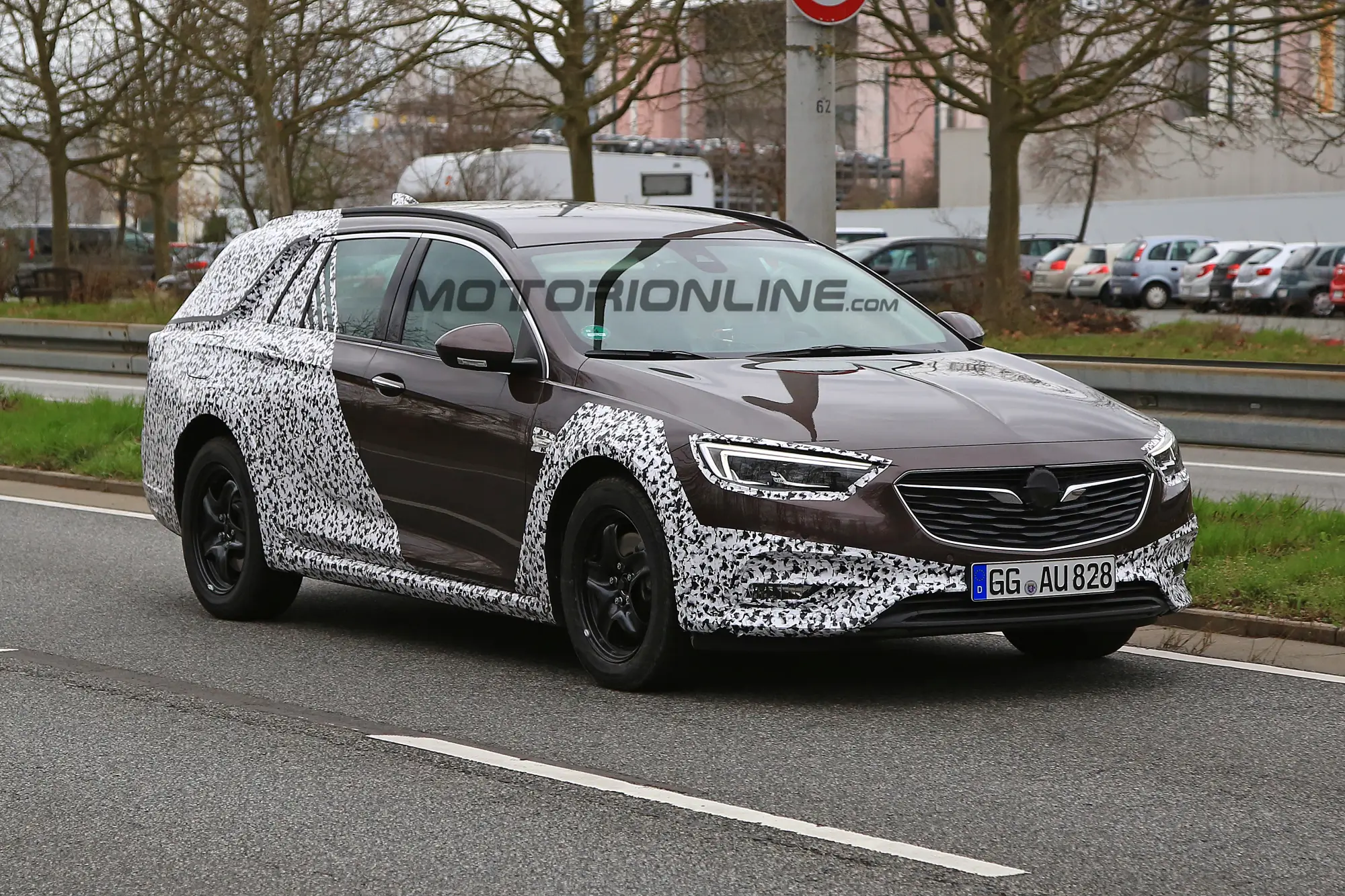 Opel Insignia Country Tourer - Foto spia 27-03-2017 - 3