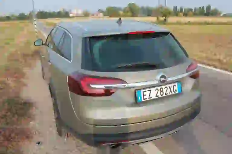 Opel Insignia Country Tourer: prova su strada - 31