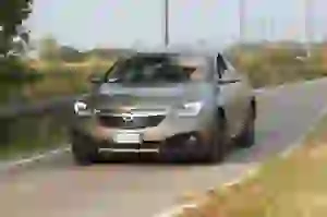 Opel Insignia Country Tourer: prova su strada - 36