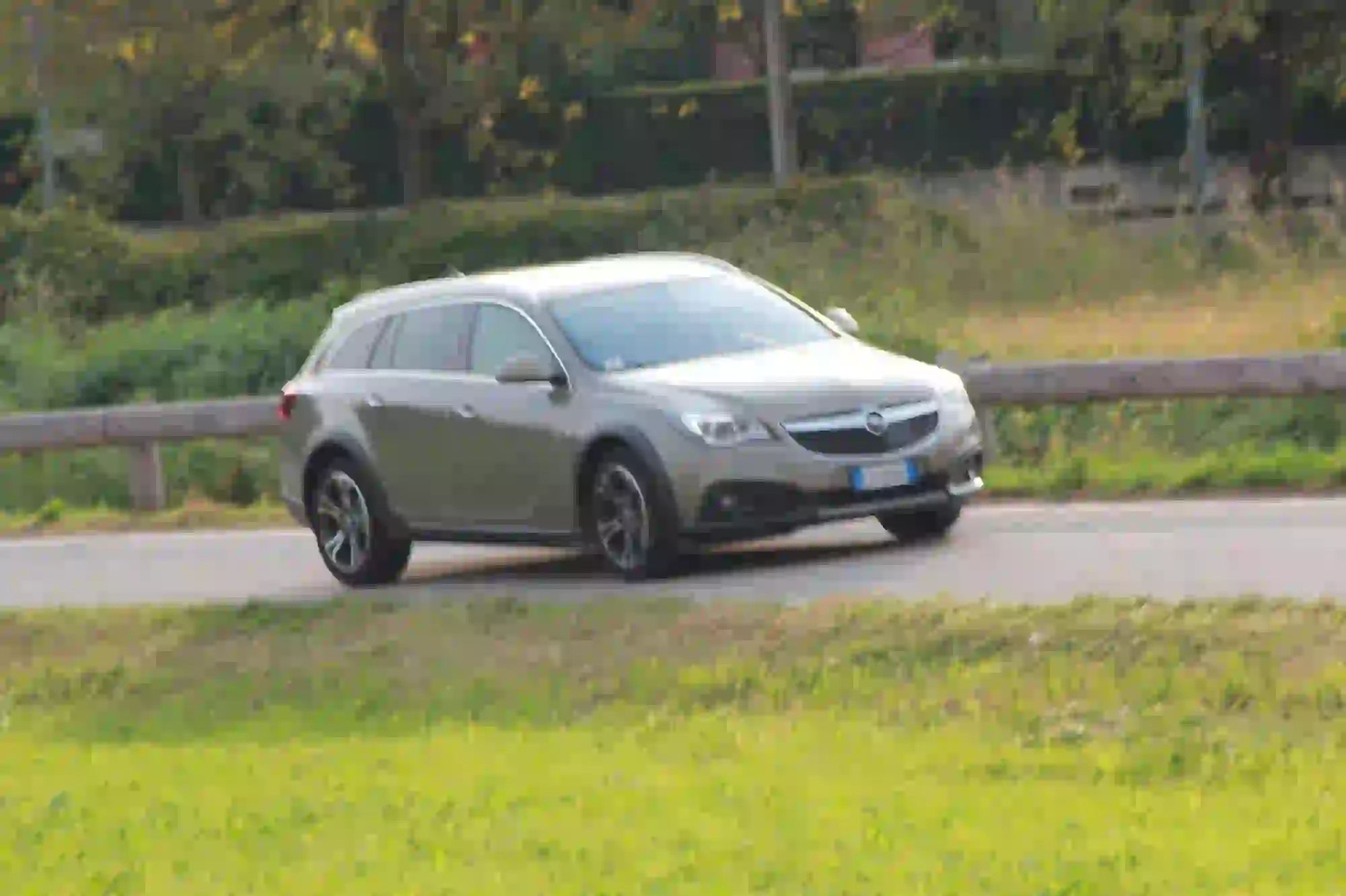 Opel Insignia Country Tourer: prova su strada - 38