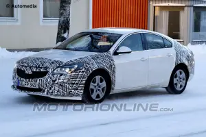 Opel Insignia facelift 2013 - Foto spia 25-01-2013 - 2
