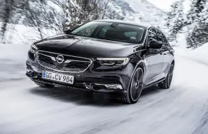 Opel Insignia Grand Sport AWD - 1